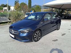 Blu Usata 2020 Mercedes B200 Monovolume | 18.599 €