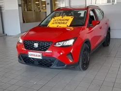 Rosso pure / pastello Usata 2022 Seat Arona Reference SUV | 11.900 € (Ottimo prezzo)