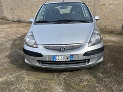 Argento Usata 2005 Honda Jazz Due volumi | 2800 € (Buon prezzo)