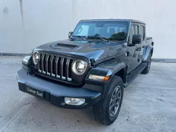 Grigio Usata 2022 Jeep Gladiator Overland SUV | 49.900 € (Buon prezzo)