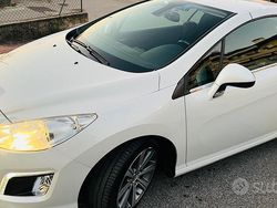 Usata 2014 Peugeot 308 Tre volumi | 9000 € (Cara)