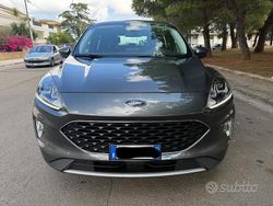 Grigio Usata 2021 Ford Kuga ST-Line X SUV | 18.999 € (Buon prezzo)