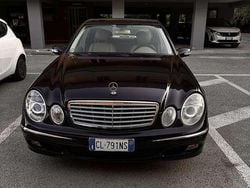 Usata 2005 Mercedes E220 Elegance Tre volumi | 3500 € (Cara)