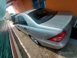 Grigio Usata 2005 Mercedes C220 Tre volumi | 3000 € (Buon prezzo)