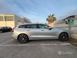 Argento Usata 2019 Volvo V60 Business Edition Station wagon | 25.000 € (Molto cara)