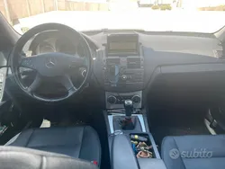 Usata 2010 Mercedes C250 Tre volumi | 7500 € (Buon prezzo)