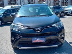 Nero Usata 2016 Toyota RAV4 Active SUV | 9900 € (Ottimo prezzo)