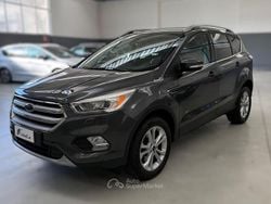 Grigio Usata 2017 Ford Kuga Titanium SUV | 12.900 € (Buon prezzo)