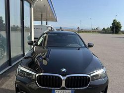 Usata 2022 BMW 530e Luxury Line Station wagon | 29.000 €