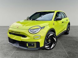 Giallo Nuova 2025 Abarth 600e Turismo SUV | 38.650 € (Cara)
