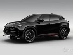 Nero tortona Nuova 2025 Alfa Romeo Junior Edizione Speciale SUV | 27.990 € (Ottimo prezzo)