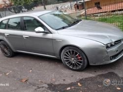 Grigio Usata 2008 Alfa Romeo 159 Station wagon | 1700 €