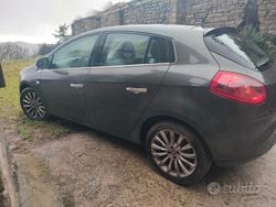 Usata 2010 Fiat Bravo Due volumi | 1100 € (Buon prezzo)