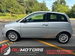 Grigio Usata 2011 Lancia Ypsilon Platinum Due volumi | 5400 € (Buon prezzo)