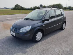 Usata 2006 Renault Scénic II Dynamique Monovolume | 1500 € (Buon prezzo)