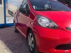 Rosso Usata 2009 Toyota Aygo Sol Due volumi | 4590 € (Buon prezzo)