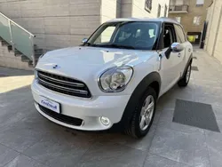 Bianco Usata 2016 Mini One Countryman SUV | 11.800 € (Buon prezzo)