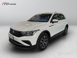Bianco Usata 2021 VW Tiguan Life SUV | 21.900 € (Ottimo prezzo)