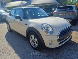 Bianco Usata 2018 Mini Cooper Due volumi | 14.870 € (Buon prezzo)