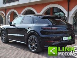 Nero Usata 2019 Porsche Cayenne Turbo SUV | 61.500 € (Super prezzo)