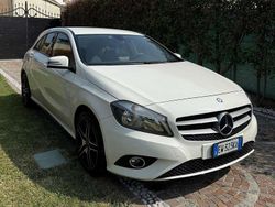 Bianco Usata 2014 Mercedes A160 Executive Tre volumi | 12.000 € (Cara)