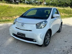 Bianco Usata 2010 Toyota iQ Due volumi | 6500 € (Buon prezzo)