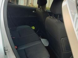 Grigio Usata 2013 Peugeot 207 Tre volumi | 2800 € (Buon prezzo)