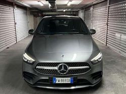 Grigio Usata 2019 Mercedes B180 AMG Monovolume | 21.500 € (Buon prezzo)