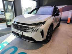 Bianco okenite Nuova 2025 Peugeot 5008 GTi Monovolume | 39.700 € (Buon prezzo)