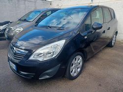 Nero Usata 2012 Opel Meriva Cosmo Monovolume | 4900 € (Buon prezzo)