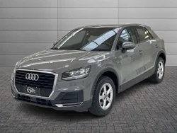 Grigio cometa Usata 2018 Audi Q2 Business SUV | 20.800 € (Buon prezzo)