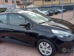 Nero Usata 2015 Renault Clio IV Tre volumi | 6900 € (Buon prezzo)