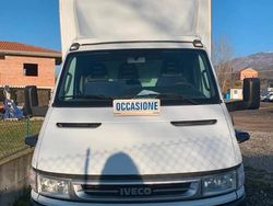 Bianco Usata 2006 Iveco Daily Tre volumi | 15.500 €