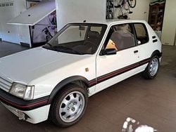 Usata 1992 Peugeot 205 Tre volumi | 26.000 €