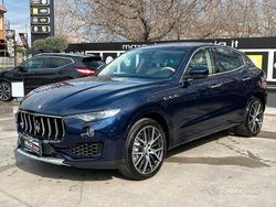Blu Usata 2018 Maserati Levante GranLusso SUV | 37.500 € (Buon prezzo)