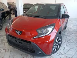 Rosso Usata 2024 Toyota Aygo Trend Due volumi | 14.900 € (Ottimo prezzo)