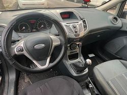 Nero Usata 2009 Ford Fiesta | 1500 €