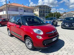 Rosso e nero Usata 2016 Fiat 500L Living Monovolume | 9000 € (Buon prezzo)