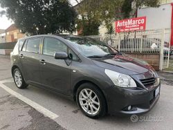 Grigio Usata 2010 Toyota Verso Sol Monovolume | 6500 €