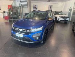 Blu/azzurro Usata 2023 Dacia Sandero Comfort Due volumi | 15.790 € (Cara)