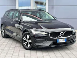 Nero Usata 2020 Volvo V60 Business Edition Station wagon | 25.200 € (Buon prezzo)