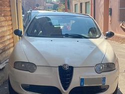 Usata 2003 Alfa Romeo 147 Due volumi | 1200 € (Buon prezzo)