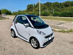 Bianco Usata 2012 Smart ForTwo Coupé Pulse Due volumi | 8500 € (Molto cara)
