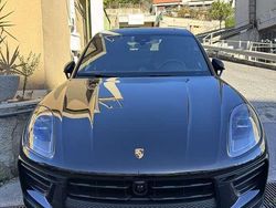Usata 2022 Porsche Macan SUV | 70.000 € (Molto cara)
