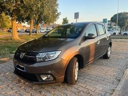 Marrone Usata 2019 Dacia Sandero Comfort Due volumi | 6500 € (Ottimo prezzo)