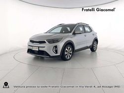 Argento metallizzato Usata 2023 Kia Stonic Style SUV | 14.900 € (Buon prezzo)
