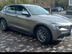 Usata 2018 Alfa Romeo Stelvio SUV | 19.000 € (Cara)