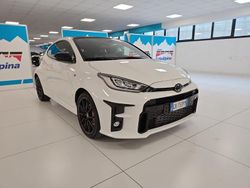 Bianco Usata 2023 Toyota Yaris Due volumi | 38.900 € (Buon prezzo)