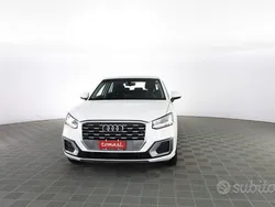 Bianco ibis Usata 2020 Audi Q2 Admired SUV | 24.690 € (Buon prezzo)