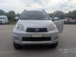 Usata 2011 Daihatsu Terios SUV | 6490 € (Buon prezzo)